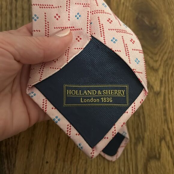 Holland & Sherry All Silk Tie Made in USA - Picture 3 of 4